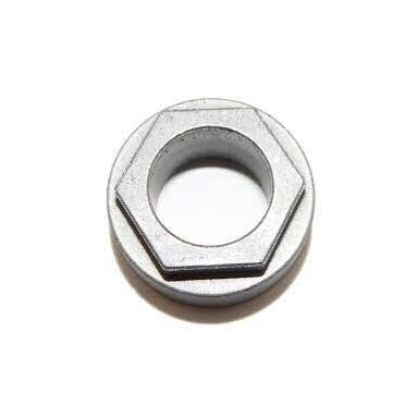 Įvorė vairo apatinė metalinė šešiakampiu fiksavimu Cub Cadet 16x28.5x12.5 mm